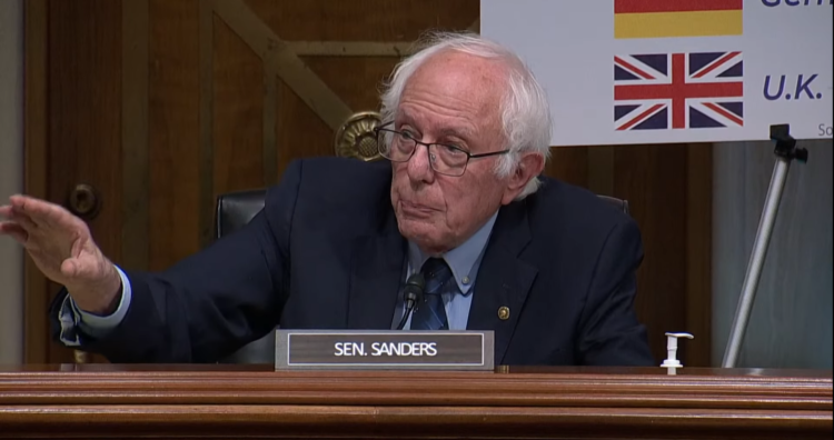 Bernie Sanders grille sjef for medisinen Ozempic og Wegouy