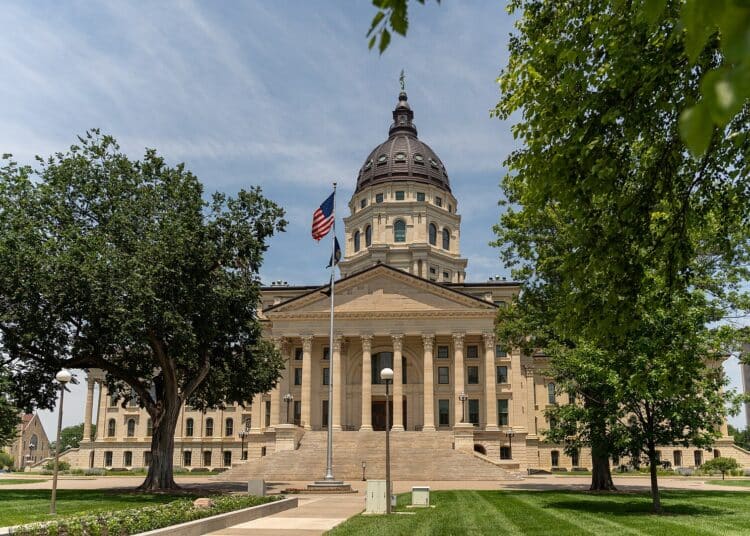 Rundt 7 600 texanere reiste til Kansas for å få utført abort, noe som utgjør 39 prosent av pasientene