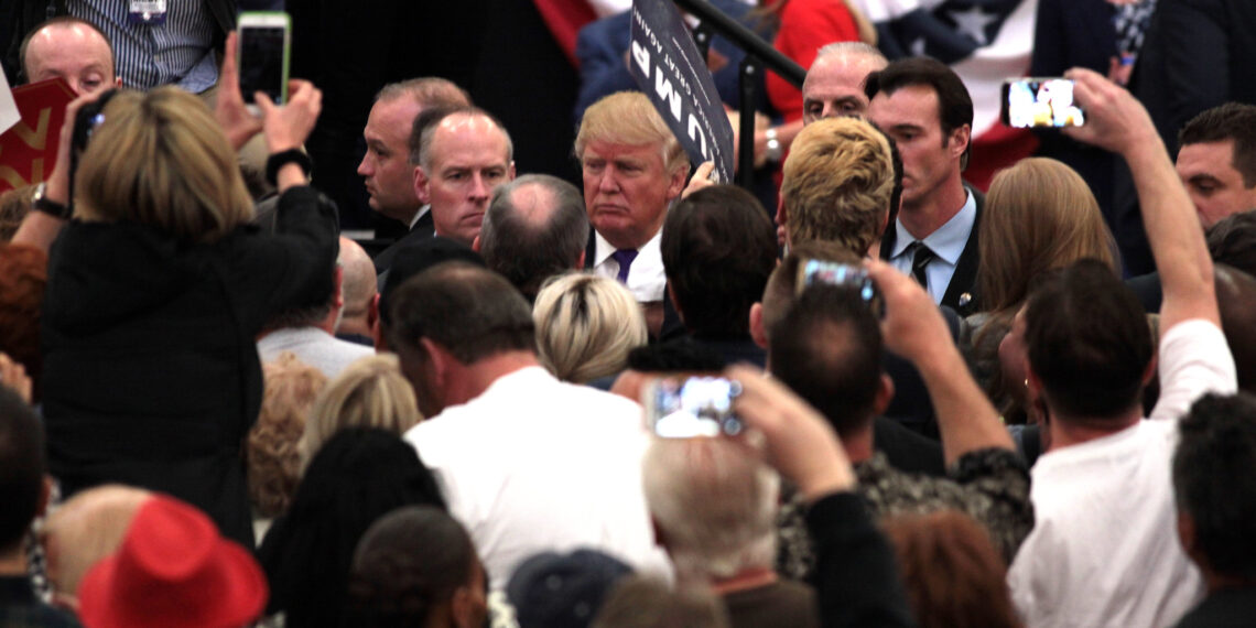 Innsettelsen av Donald Trump som president for andre gang har ført til en flom av donasjoner fra noen av verdens største selskaper. Beløpene er større enn noensinne, og selskapene gjør lite for å skjule sin støtte.