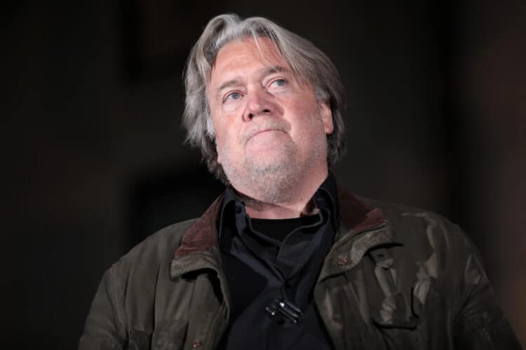 Steve Bannon, tidligere rådgiver for Donald Trump og nå en fremtredende høyreorientert podkaster.